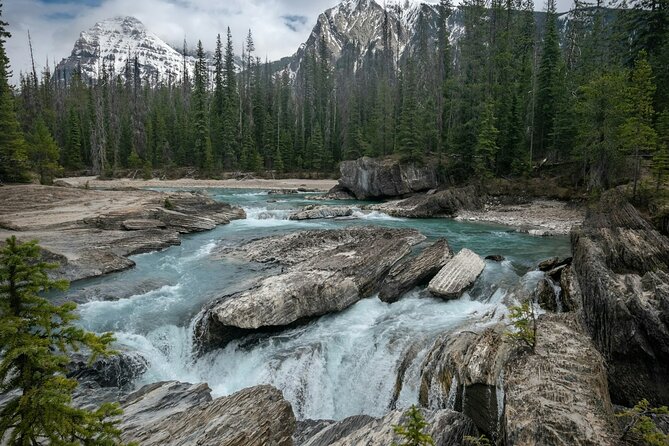Lake Louise Moraine Lake Emerald Lake Yoho Banff National Park - Lunch at Lake Louise Village is practical, not included