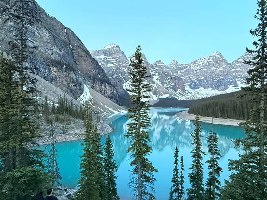 Lake Moraine Lake Louise Johnston Canyon Banff Town Day Tour - Key points to know before booking