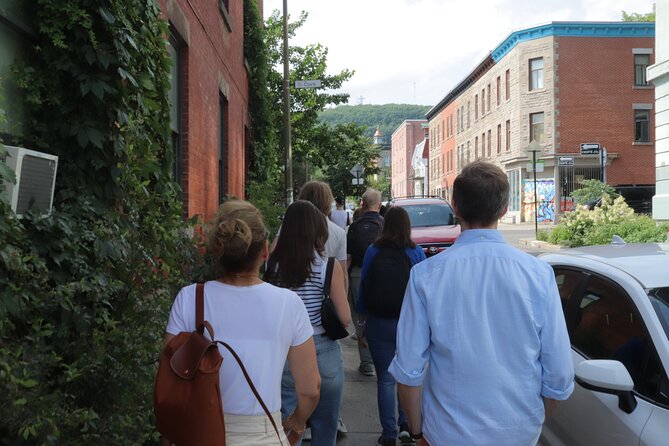 Making Their Mark: Montreal Jewish History Walking Tour - Saint-Laurent Boulevard: where the story begins
