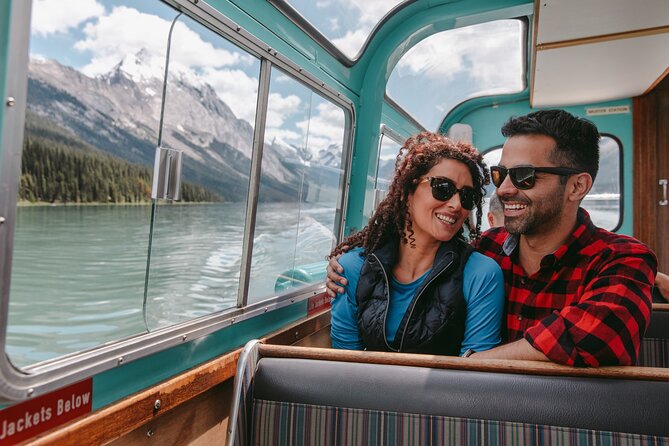 Maligne Lake Cruise - Arriving at Spirit Island