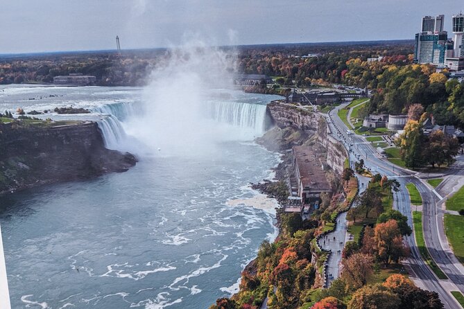 Mississauga: Niagara Falls Day Tour with Boat Cruise - Queenston Heights Park and the Niagara Parkway