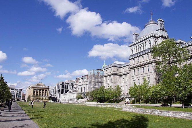 Montreal City Sightseeing Tour with Live Commentary - Old Montreal: the strongest part of the route