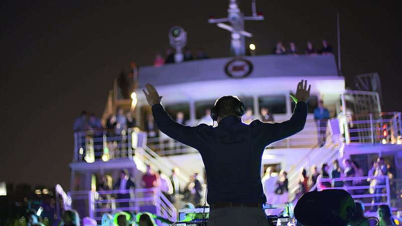 Montreal: Evening Cruise with DJ and Dance Floor - Toward Îles-de-Boucherville National Park