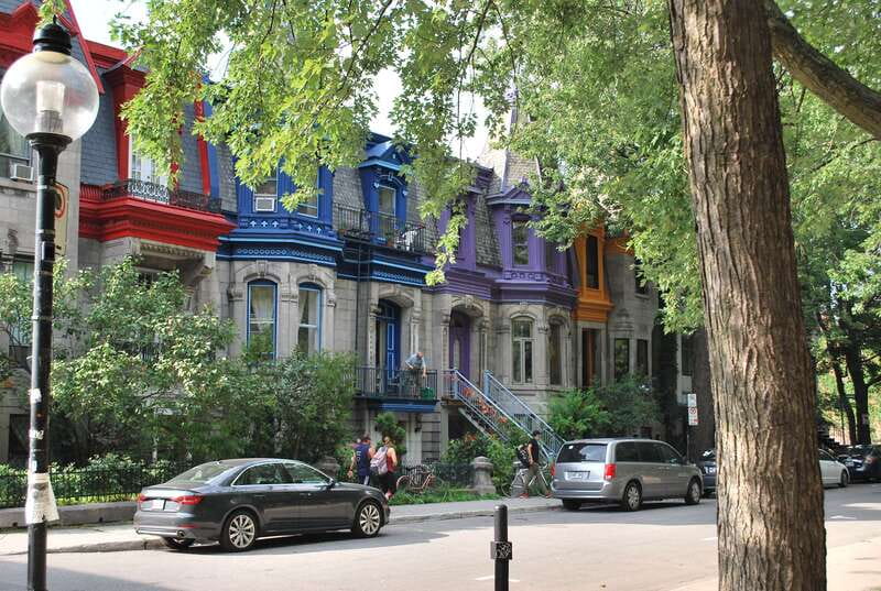 Montreal: Full-Day Small Group City Tour - Westmount, Le Plateau, and Mile End by vehicle