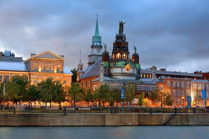 Montreal Gourmet Dinner Cruise with DJ & Dancing - Live Music First, DJ Later