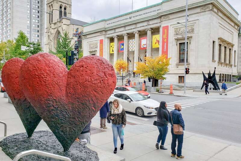 Montreal: Guided Bus Tour - Chinatown, Place des Arts, and Place Ville Marie