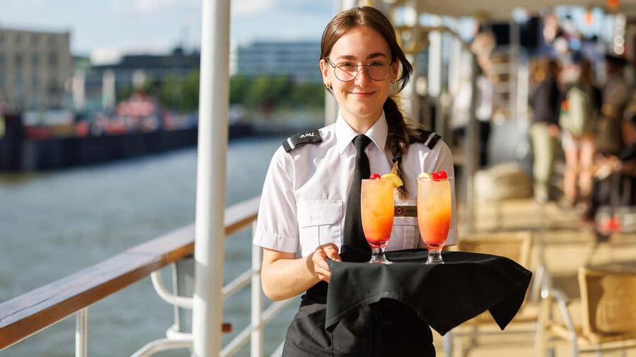 Montréal: Guided Sightseeing River Cruise - Is $36 a fair price?