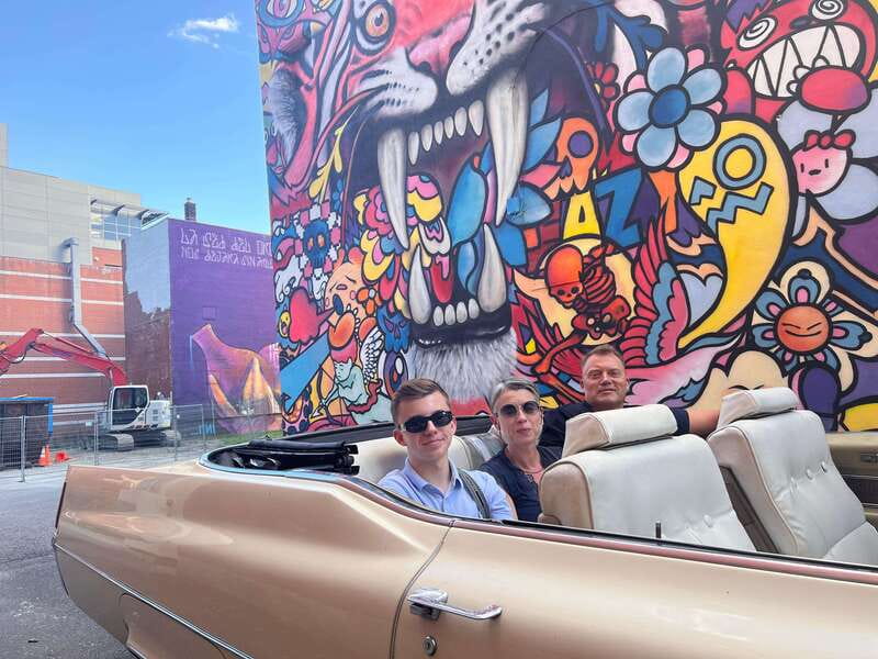 Montréal: Guided Tour in Vintage Convertible Cadillac - Who gets the best value from this Cadillac tour?