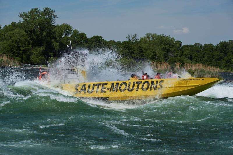 Montreal: Jet Boating on the Lachine Rapids - Choosing between three very different boat trips