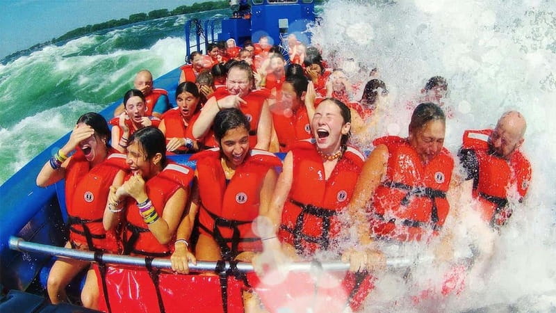 Montreal: Jet Boating on the Lachine Rapids - The first 5 minutes: Old Port views and safety instructions
