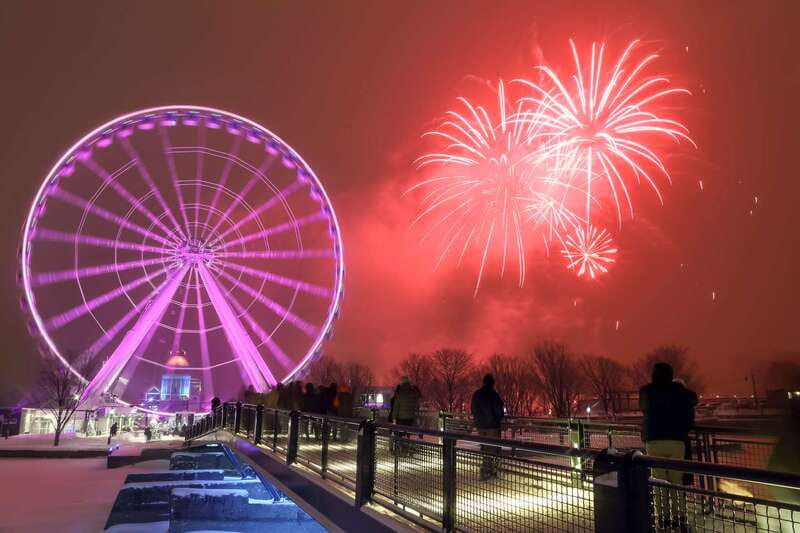 Montreal: La Grande Roue de Montréal Entry Ticket - Checking in beside the observation wheel