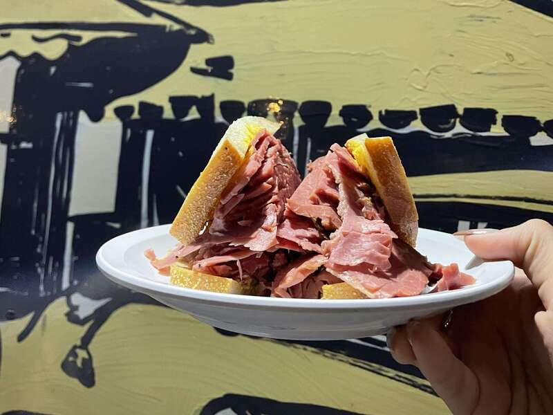 Montréal: Mile End Foodie Tour with Tasting - Why Mile End makes a good food tour setting