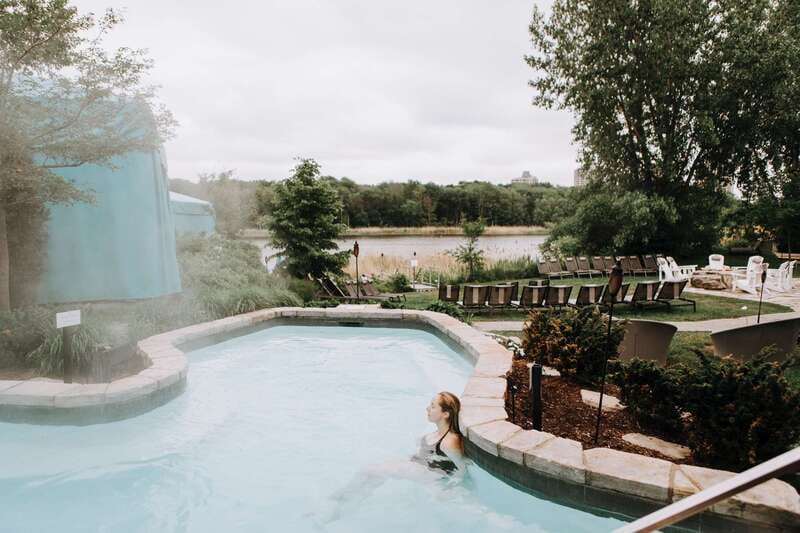 Montreal: Nordic Spa Thermal Experience - Starting at the front desk