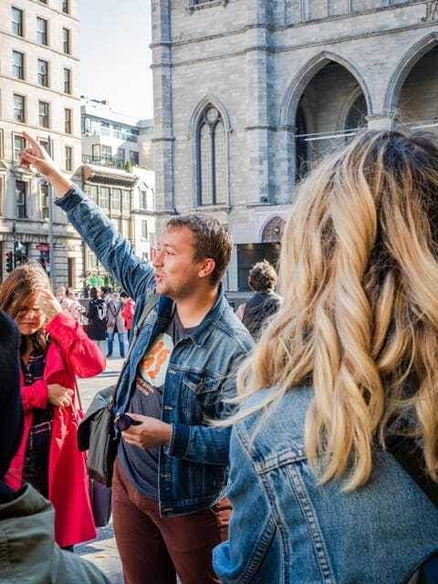 Montreal: Old Montreal Guided Walking Tour - Place Jacques-Cartier and Bonsecours Market