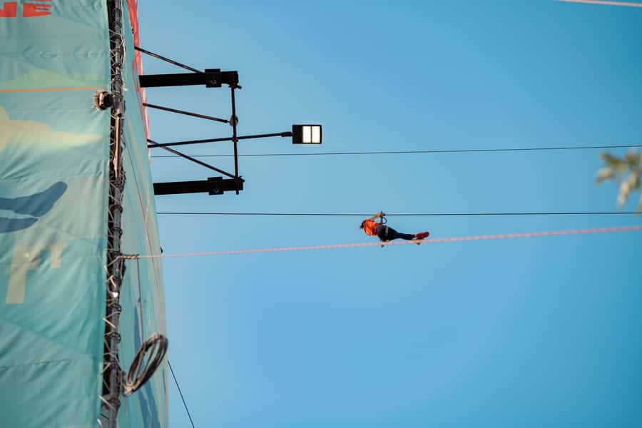 Montreal Old Port: Urban Zipline Ticket - Why this Old Port zipline works so well