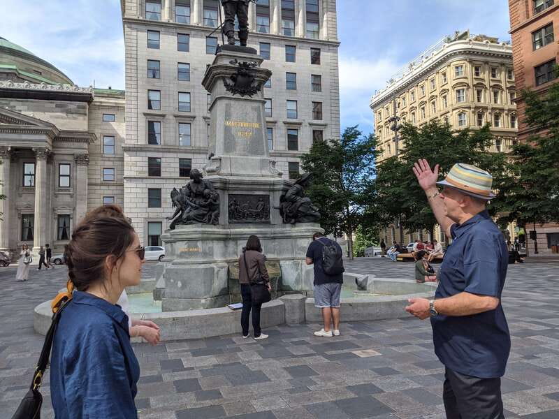 Montréal: Old Town Small Group Guided Walking Tour - Key points to know before you book