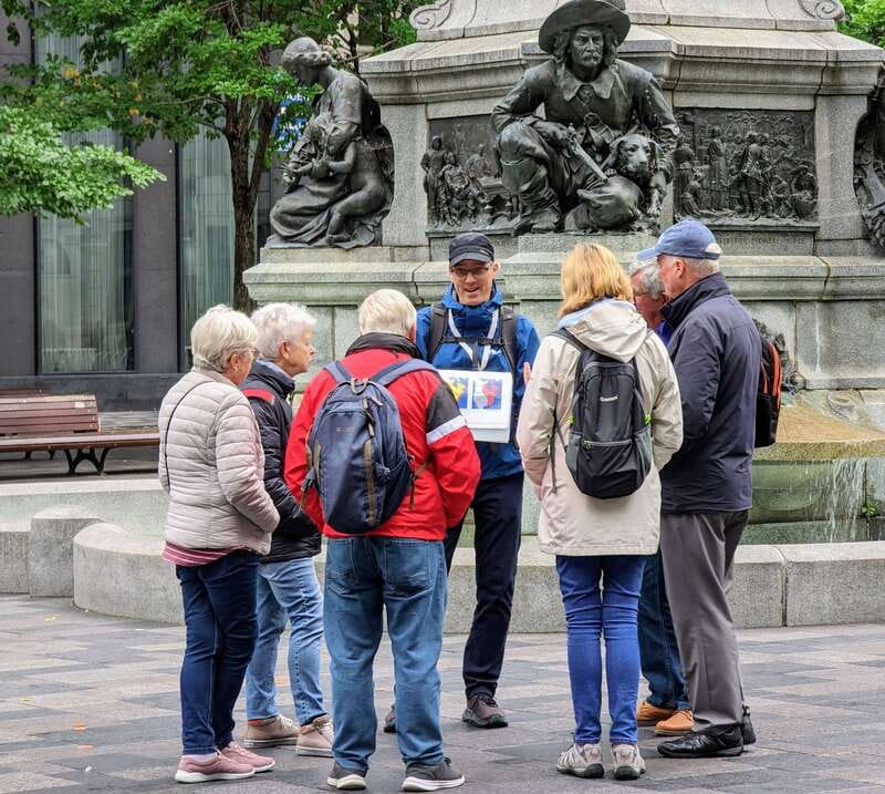 Montreal: Top Rated Small Group Old Montreal Walking Tour - Place Jacques-Cartier and the changing face of Montreal