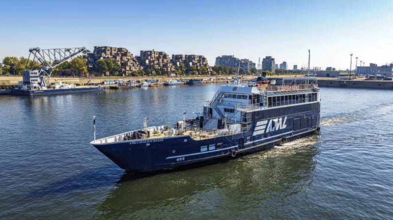 Montréal: Weekend River Brunch Cruise - Leaving The Dock For The St. Lawrence