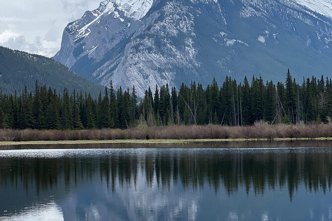 Moraine Lake Lake Louise Emerald Lake Banff Town & Natural Bridge - Banff Town on the summer itinerary