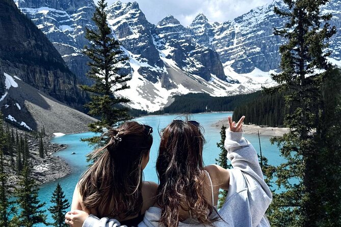 Moraine Lake, Lake Louise Johnston Canyon Banff National Park - Lake Louise and the Fairmont view