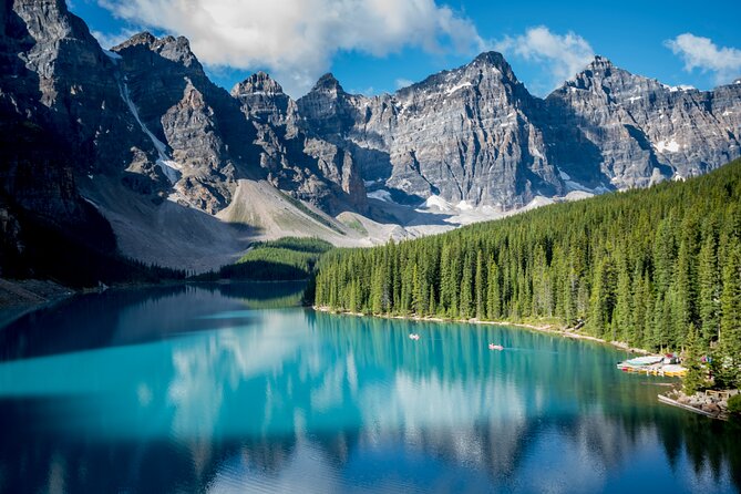 Moraine Lake & Lake Louise Private Day Tour with Banff Explorer - What the $490 price means
