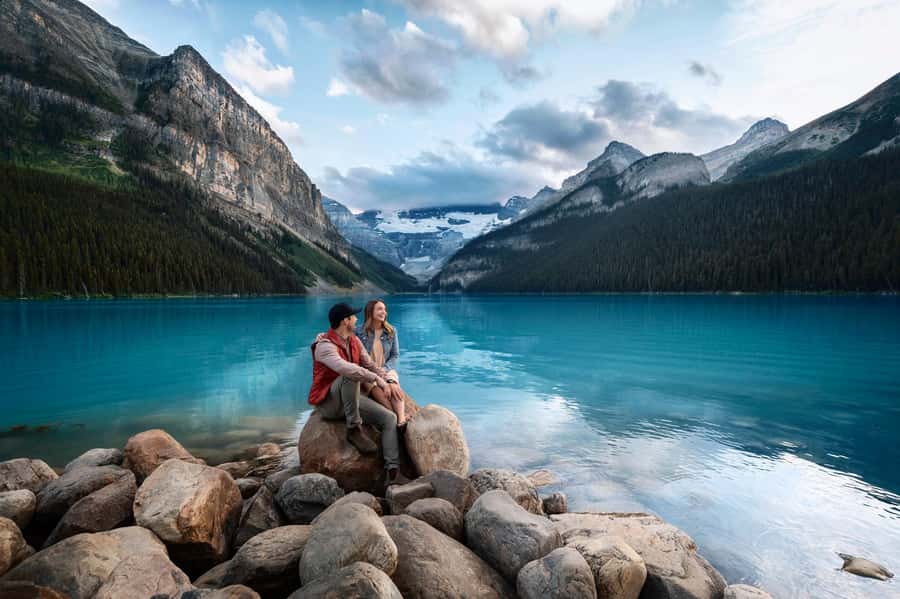 Moraine Lake Louise Emerald Johnston Canyon Banff Yoho Tour - Why this one-day route works