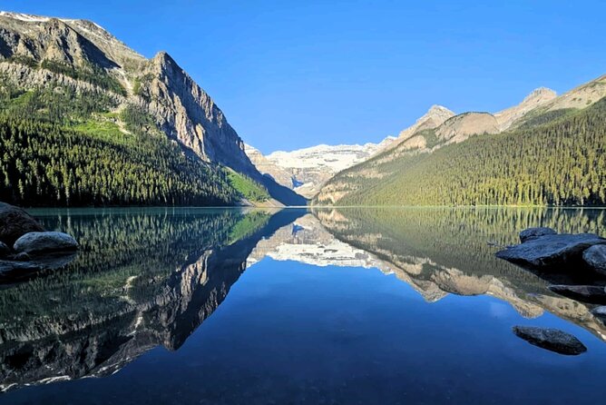 Morning Tour at Moraine Lake(2hrs) & Lake Louise(2hrs) - What the guide adds to the long drives