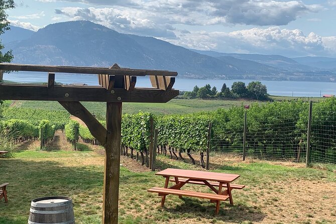 Naramata Full Day Lunch Wine Tour- Incl. Tasting Fees & Gratuity! - MOCOJO Winery: a young winery with a personal start