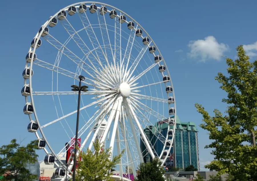 Niagara Adventure Theater & SkyWheel Combo - Choosing daytime or evening for your one ride
