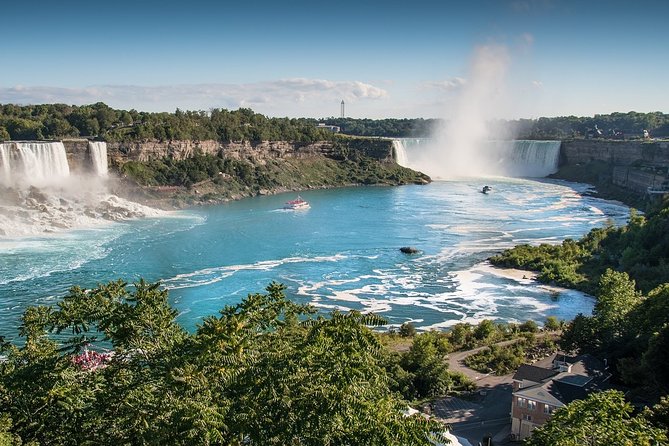Niagara Falls and Niagara-on-the-Lake Day Tour from Toronto - Leaving Toronto at 8:30 in the morning