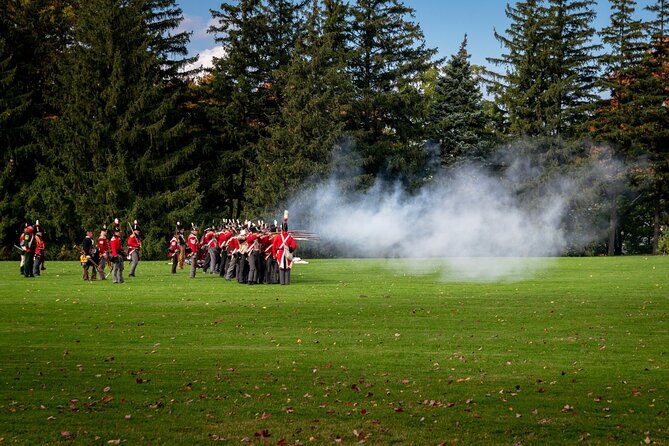 Niagara Falls and Niagara-on-the-Lake Ultimate Day Tour - One hour in Niagara-on-the-Lake