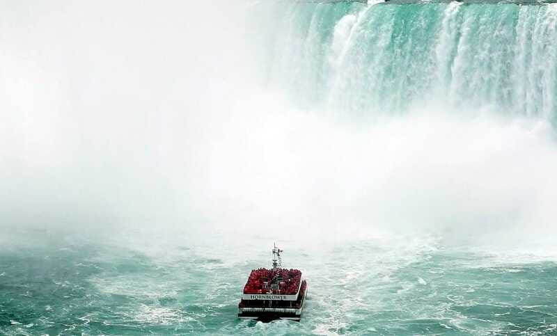 Niagara Falls: Boat, Journey Behind the Falls, & Tower Tour - Guides, transport, and the value of local narration