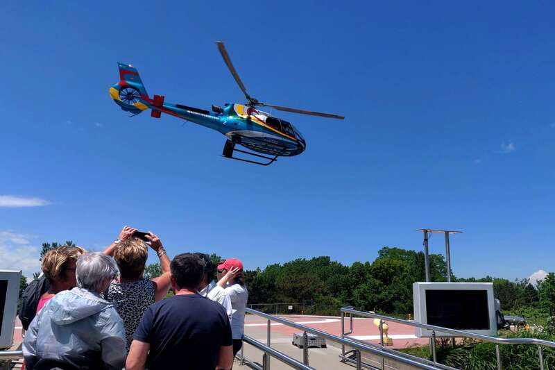 Niagara Falls, Canada: Scenic Helicopter Flight - Queen Victoria Park and Skylon Tower From Above