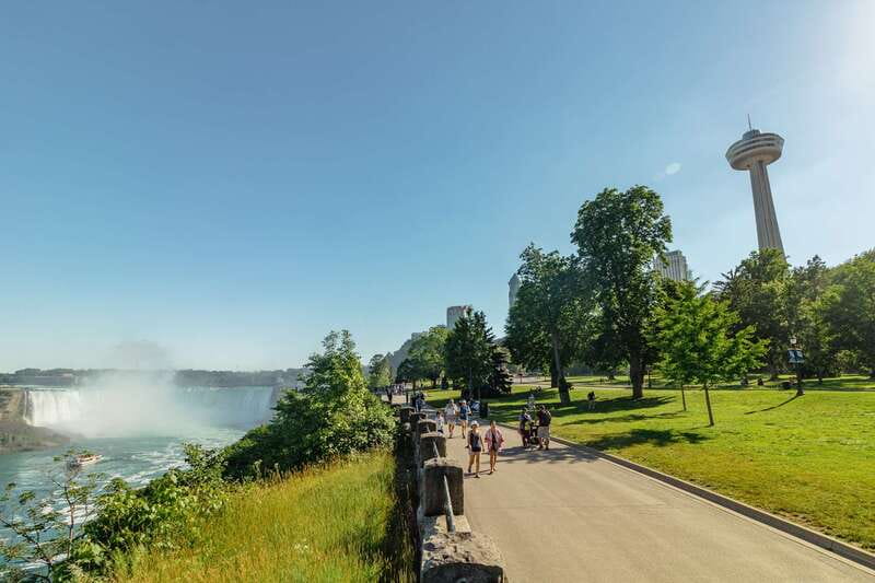 Niagara Falls, Canada: Skylon Tower Observation Deck Ticket - Reaching the 236-meter indoor and outdoor deck
