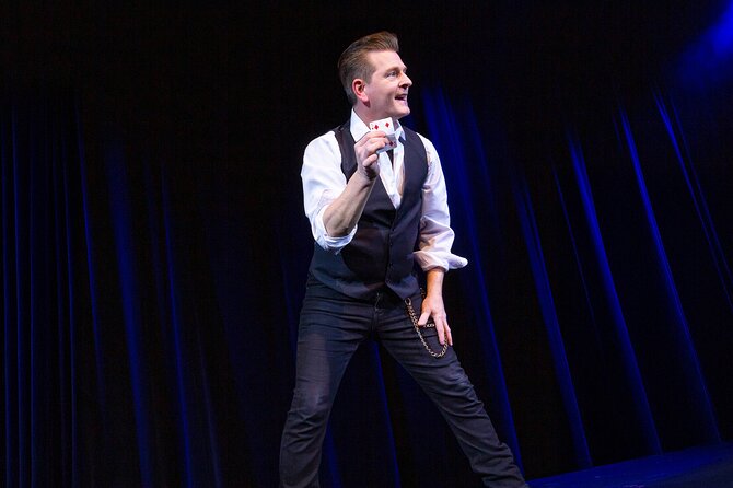 Niagara Falls, Canada: Wild Magic Show Ticket - Is the $22.02 ticket good value?