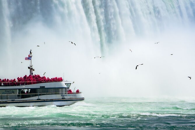 Niagara Falls Day Tour from Toronto and Skip the Line Boat Cruise - One hour in Niagara-on-the-Lake