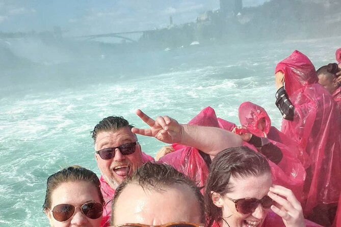 Niagara Falls Day Tour from Toronto and Skip the Line Boat Cruise - Winter substitution: Journey Behind the Falls