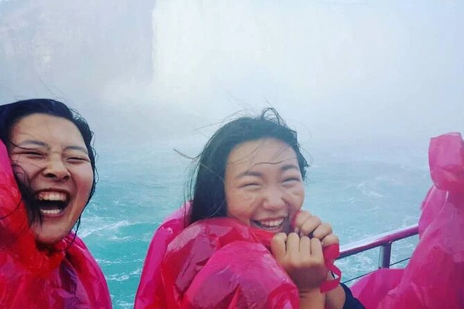 Niagara Falls Day Tour from Toronto and Skip the Line Boat Cruise - Leaving Toronto at 8:30 am