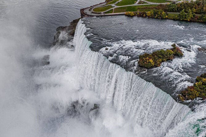 Niagara Falls Day Tour from Toronto with Boat Cruise and Lunch - Lunch brings a view, with a small question about value