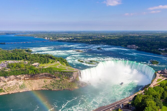 Niagara Falls Day Tour from Toronto with Boat Cruise and Lunch - Free time at Niagara Falls is useful but limited