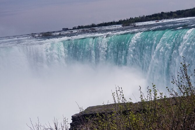 Niagara Falls Day Tour From Toronto with Fast track Niagara Cruise - The Niagara City Cruise puts you close to the water