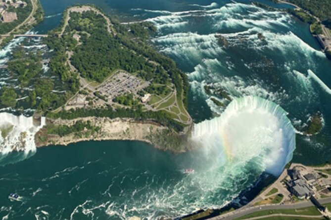 Niagara Falls Day Tour Includes Boat Cruise, Winery Stop & Lunch - Table Rock Gives You the First Close View