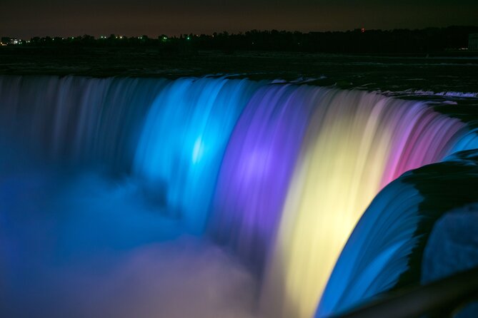 Niagara Falls Evening Tour with Boat, Journey, Dinner & Fireworks - Why an evening visit changes Niagara Falls