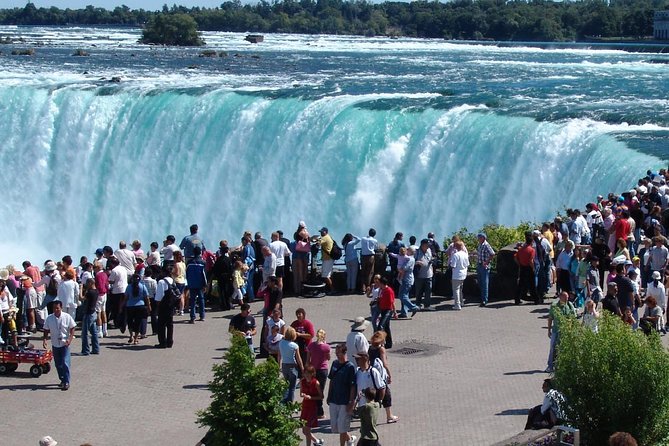Niagara Falls, Niagara-on-the-Lake, Boat Tour from Toronto - The day at a glance