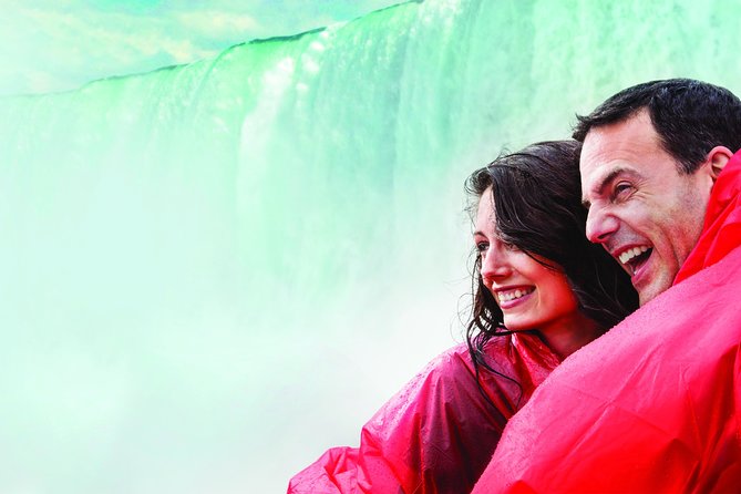 Niagara Falls, Niagara-on-the-Lake, Boat Tour from Toronto - Leaving Toronto early and riding west
