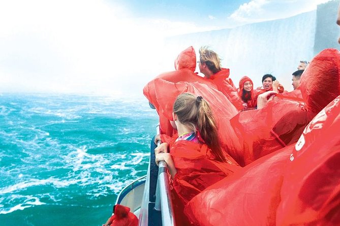 Niagara Falls, Niagara-on-the-Lake, Boat Tour from Toronto - Maple Leaf Place and the sweet stop