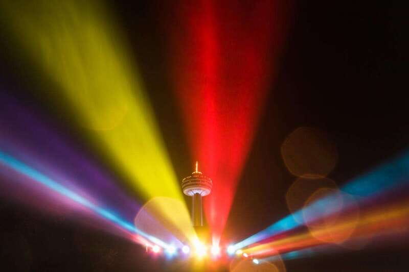 Niagara Falls: Night Tour w/ 3 Course Dinner & Light Show - Key points to know before booking