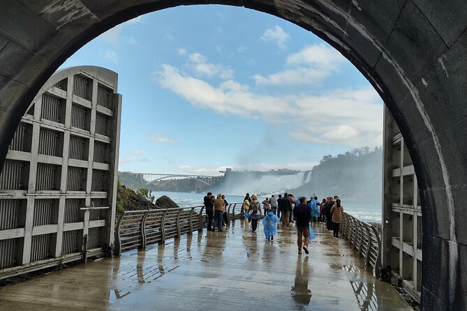 Niagara Falls Private Custom Tour from Toronto Area - Choosing the right Falls attraction
