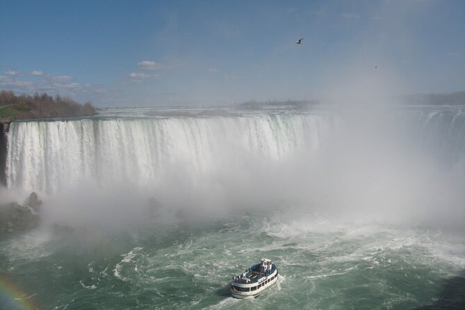 Niagara Falls Private Custom Tour from Toronto Area - Niagara-on-the-Lake and the winery option