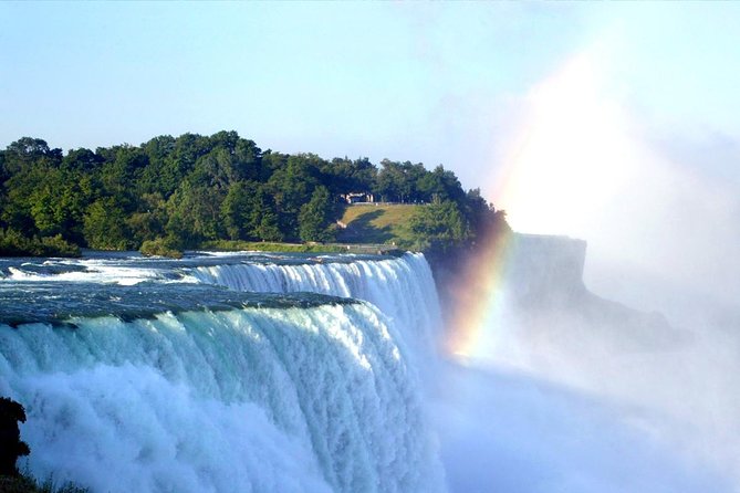 Niagara Falls Tour from Toronto with Winery & Niagara on The Lake - Three hours beside Horseshoe Falls